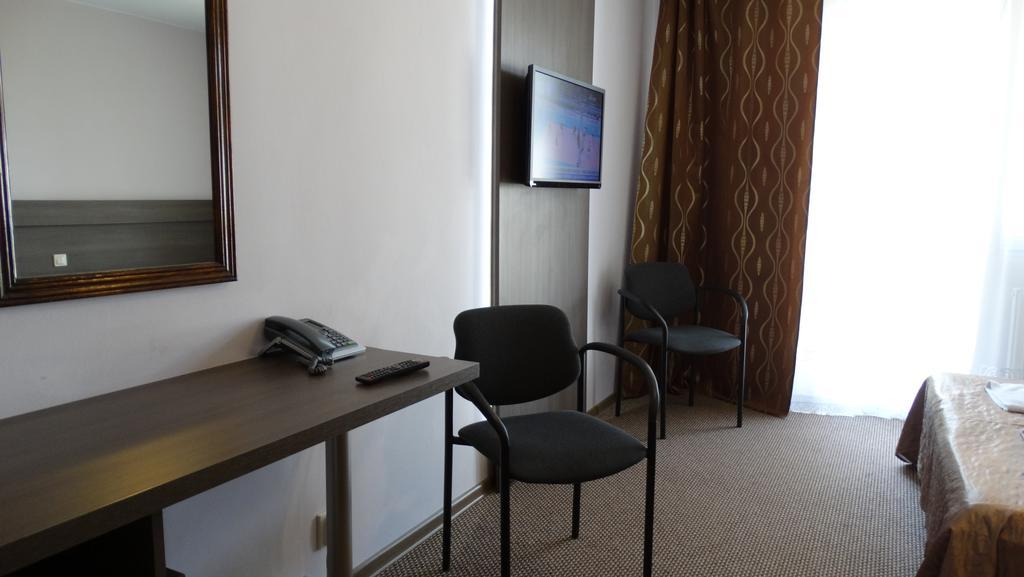Hotel Junior Zamość Cameră foto