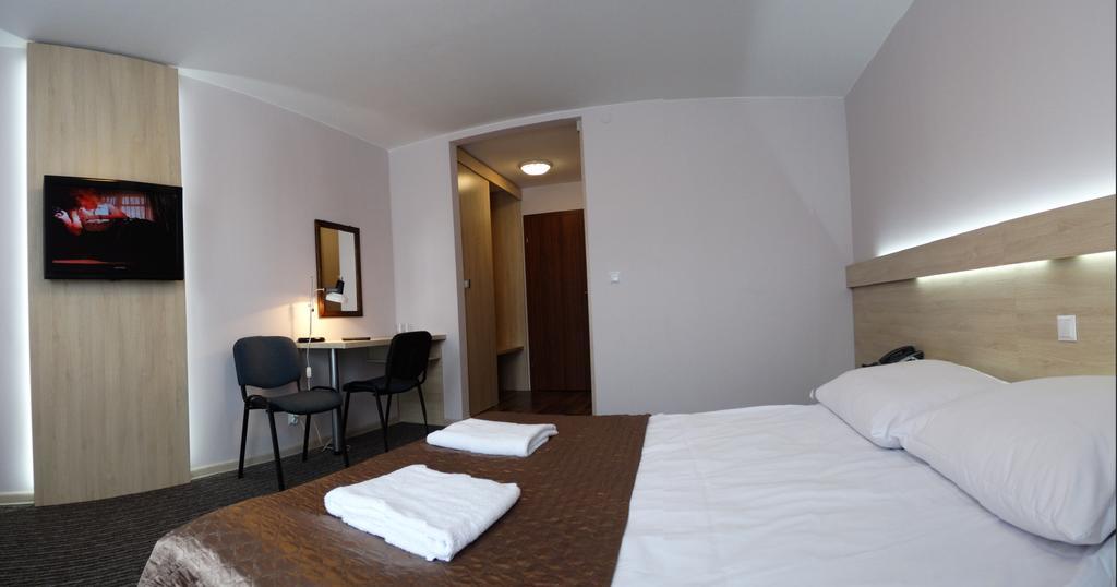 Hotel Junior Zamość Cameră foto